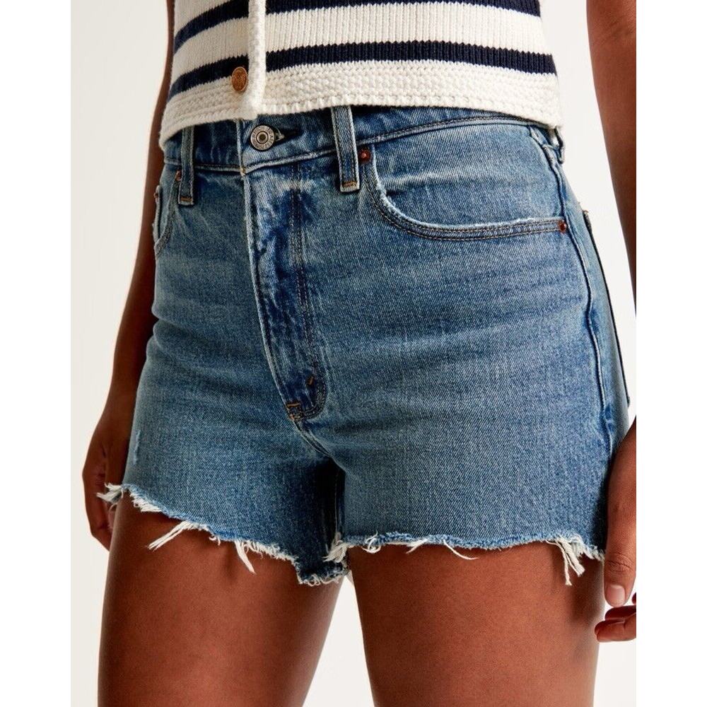 NWT Abercrombie & Fitch High Rise The Mom Shorts Size 37/24 Curve Love